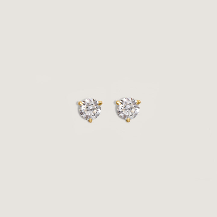 June Round Stud Earrings Diamond
