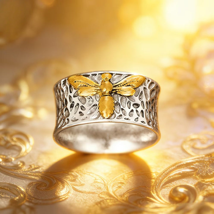 Two-Tone Hammered Bee Band Ring