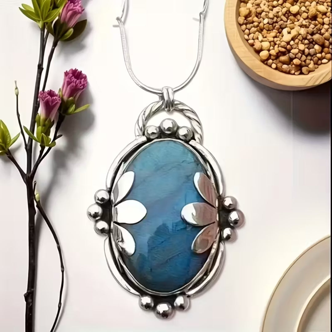 Vintage Silver Oval Blue Stone Necklace