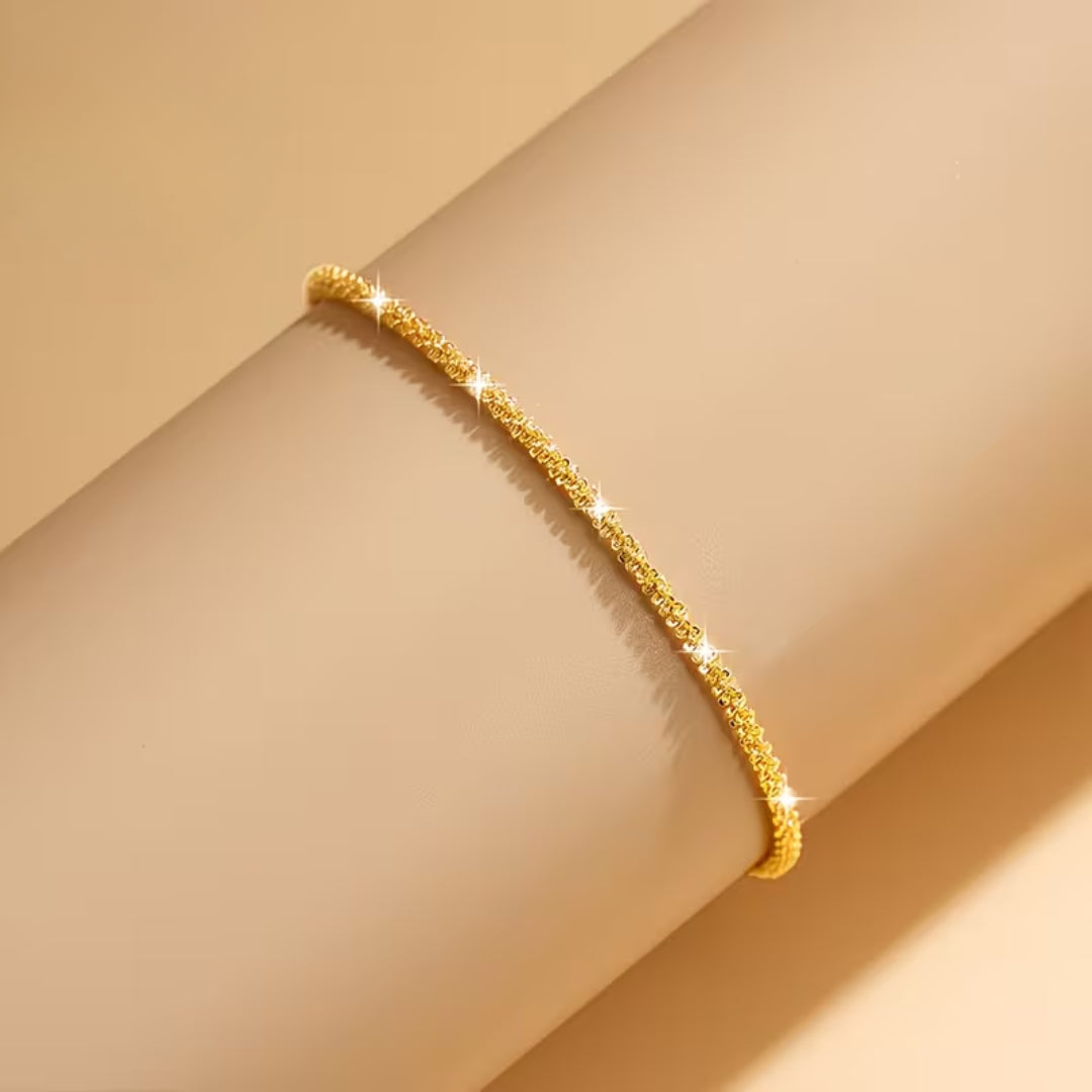 Minimalist Textured Chain Bracelet