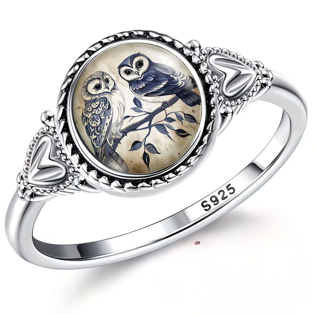 Vintage Twin Owl Cameo Ring