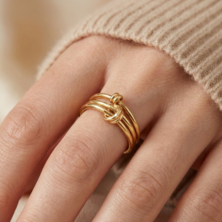 Amaretti Ring