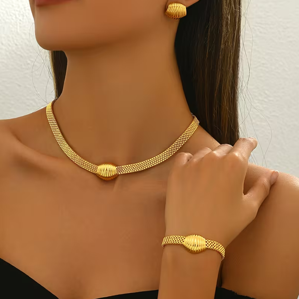 Golden Shell Mesh Jewelry