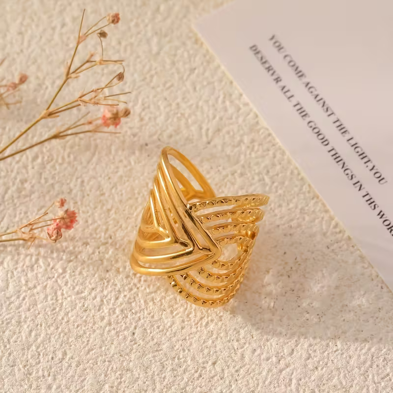 Radiant Arc Ring