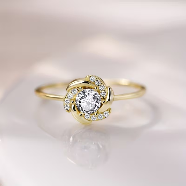 Flower Sparkling Zirconia Gold Ring