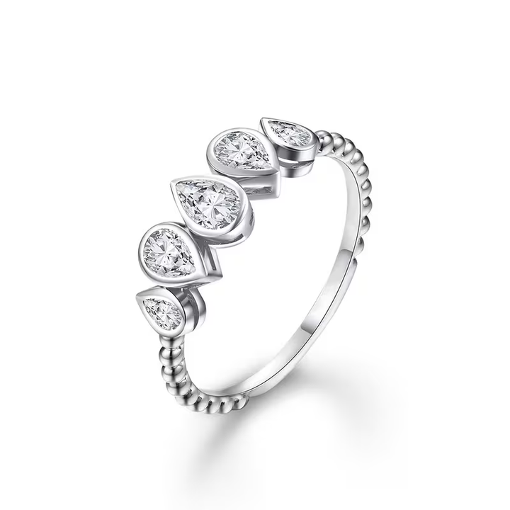 Luxury Golden Crystal Teardrop Ring