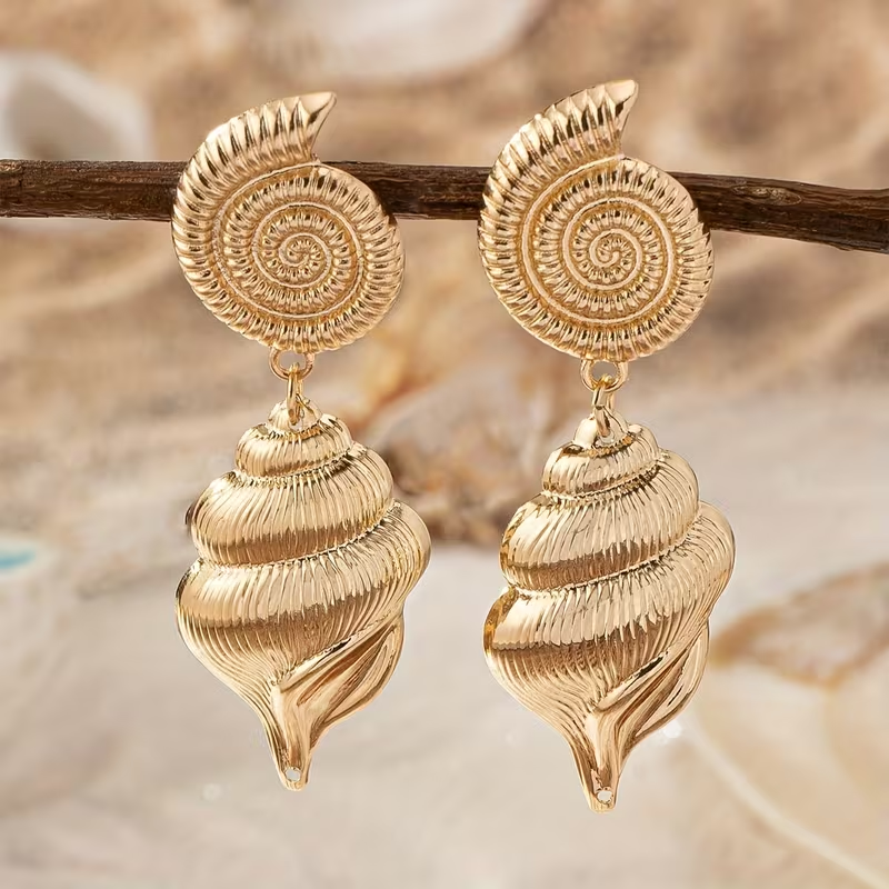 Elegant Gold Shell Earrings