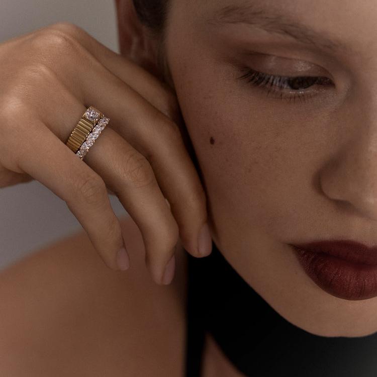 Solis Ribbed Ring Round Diamond 0.5 Carat
